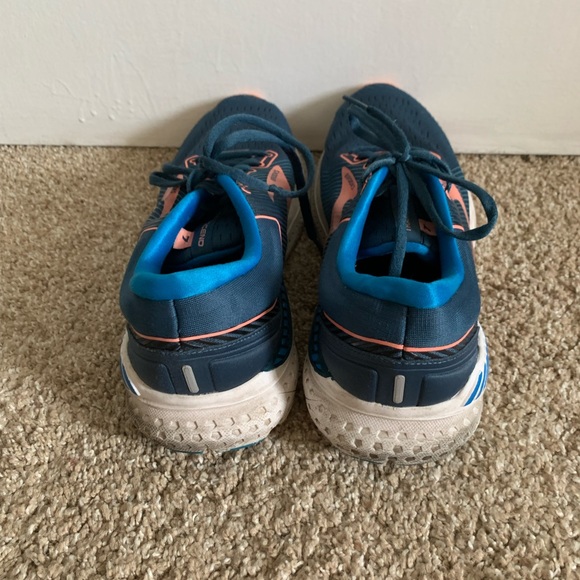 Brooks Women's Blue/Pink Running Transcend 7 Supportive Athletic Shoes size 9.5 - Picture 6 of 8